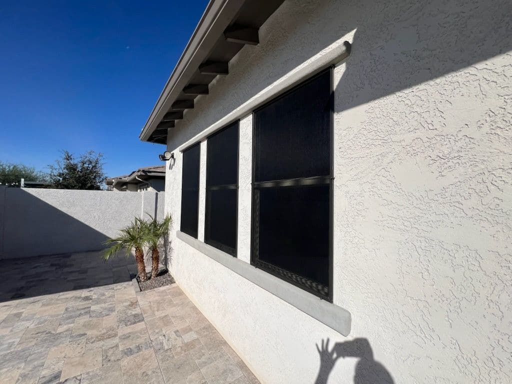 Gallery photos for Patio Screen Makeover: Image #1